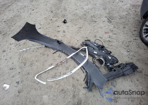 2018 Buick Lacrosse Essence из США, поврежденный, VIN 1G4ZP5SS4JU137785